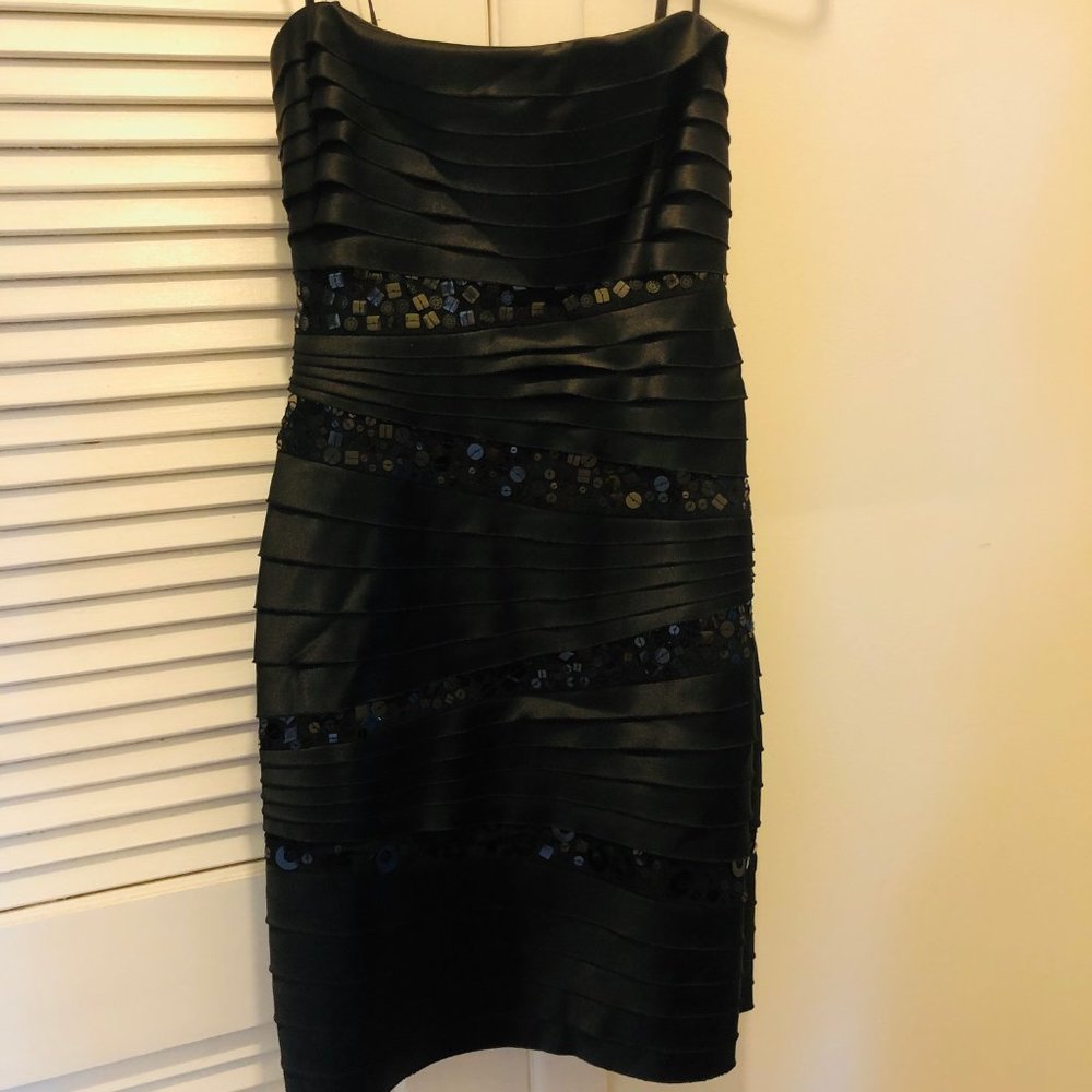 Small  BCBGMAXAZRIA Black Dress Worn once New